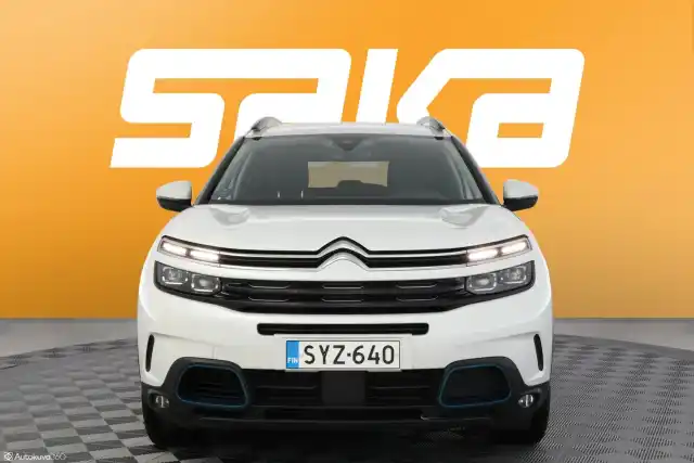 Valkoinen Maastoauto, Citroen C5 Aircross – SYZ-640