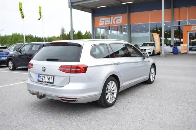 Hopea Farmari, Volkswagen Passat – SZA-161