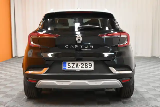 Musta Viistoperä, Renault Captur – SZA-289