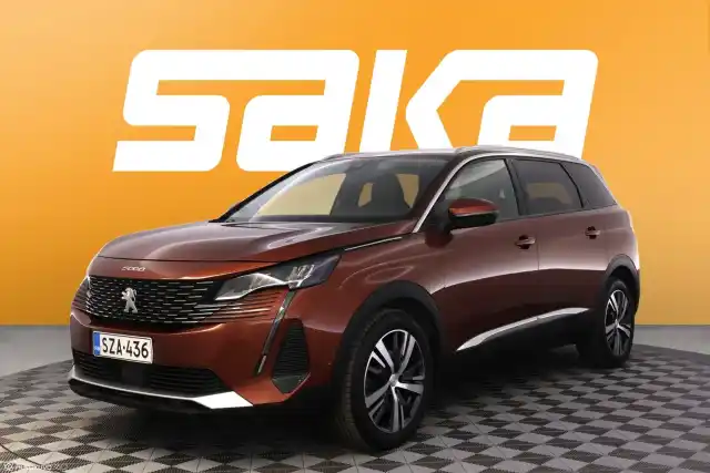 Ruskea Maastoauto, Peugeot 5008 – SZA-436