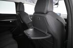 Ruskea Maastoauto, Peugeot 5008 – SZA-436, kuva 16