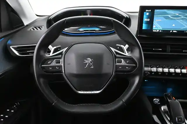 Ruskea Maastoauto, Peugeot 5008 – SZA-436