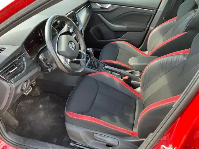 Punainen Viistoperä, Skoda Scala – SZB-653