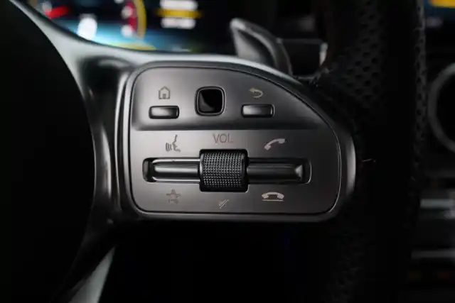 Sininen Coupe, Mercedes-Benz C 43 AMG – SZC-747