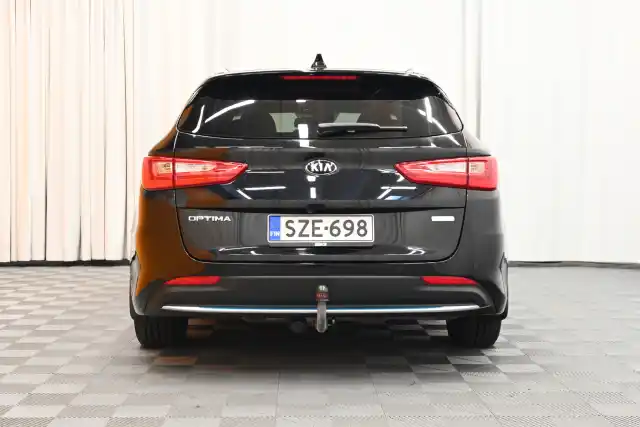 Musta Farmari, Kia Optima – SZE-698