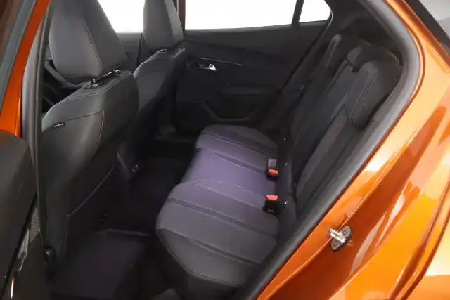 Oranssi Maastoauto, Peugeot 2008 – SZE-953