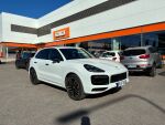 Valkoinen Farmari, Porsche Cayenne – SZF-982, kuva 1