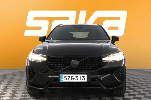 Musta Maastoauto, Volvo XC60 – SZG-313
