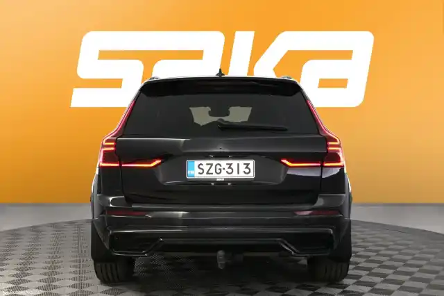 Musta Maastoauto, Volvo XC60 – SZG-313