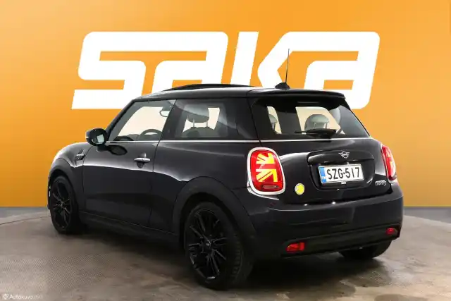 Musta Viistoperä, MINI COOPER – SZG-517