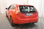 Punainen Farmari, Volvo V60 – SZM-106, kuva 4