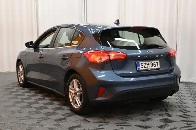 Sininen Viistoperä, Ford Focus – SZM-967