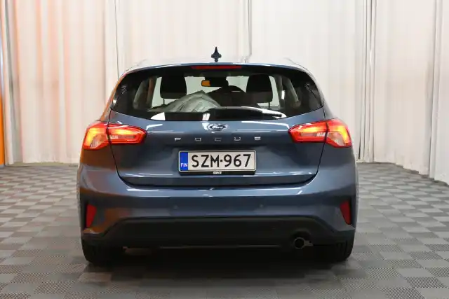 Sininen Viistoperä, Ford Focus – SZM-967