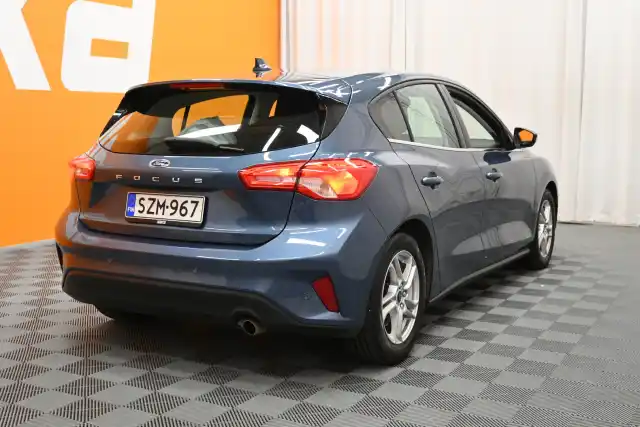 Sininen Viistoperä, Ford Focus – SZM-967