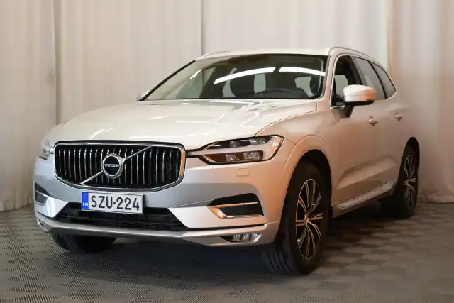 Harmaa Maastoauto, Volvo XC60 – SZU-224