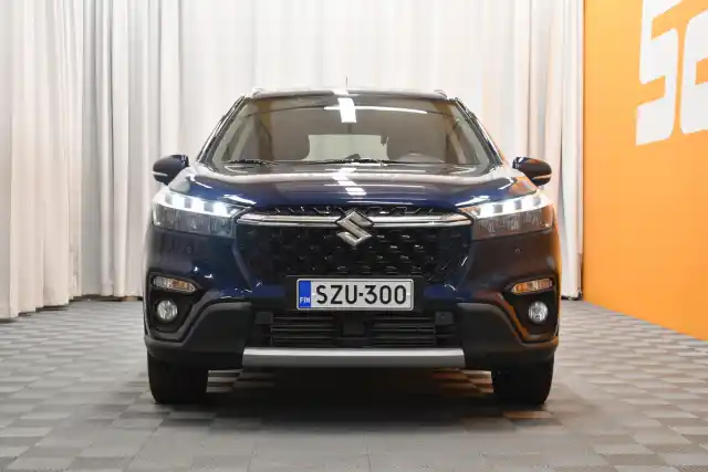 Sininen Viistoperä, Suzuki S-Cross – SZU-300