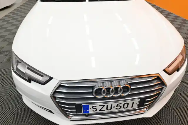 Valkoinen Farmari, Audi A4 – SZU-501