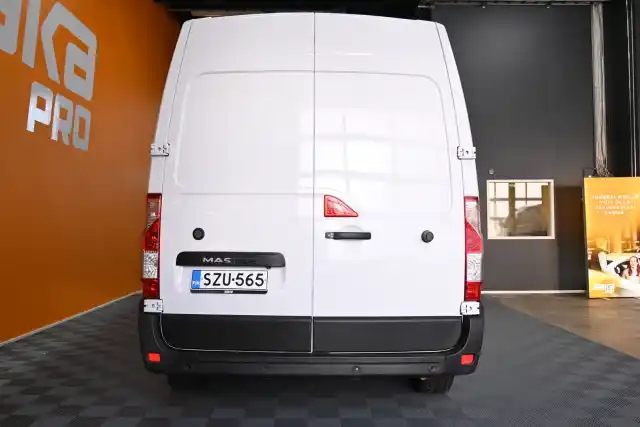 Valkoinen Pakettiauto, Renault Master – SZU-565