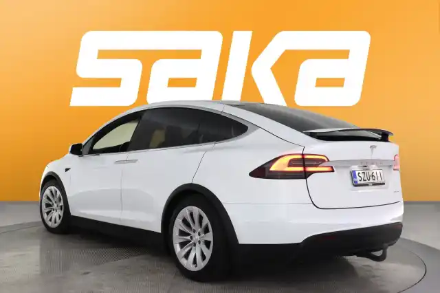 Valkoinen Maastoauto, Tesla Model X – SZU-611