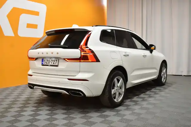 Valkoinen Maastoauto, Volvo XC60 – SZU-727