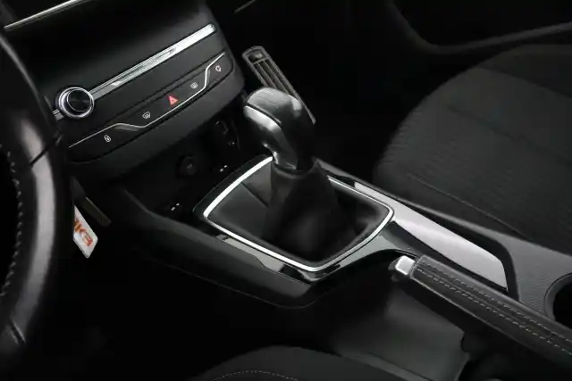 Valkoinen Viistoperä, Peugeot 308 – SZZ-192