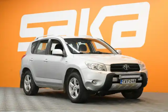 Hopea Tila-auto, Toyota RAV4 – TAY-248