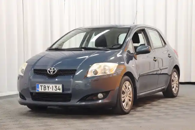 Sininen Viistoperä, Toyota Auris – TBY-134