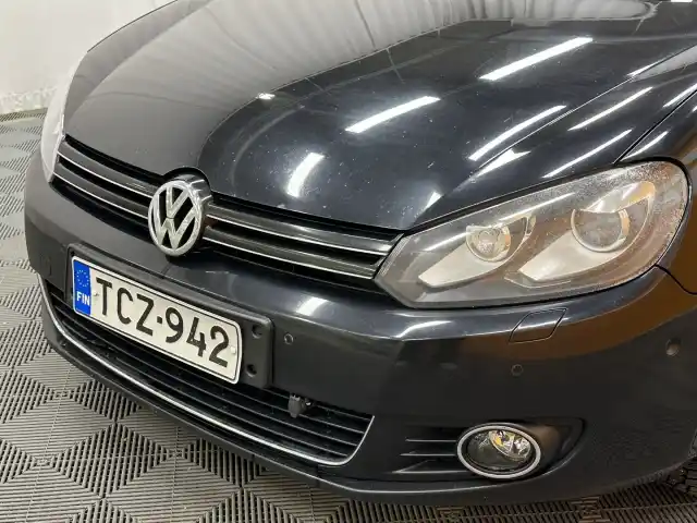 Musta Farmari, Volkswagen Golf – TCZ-942