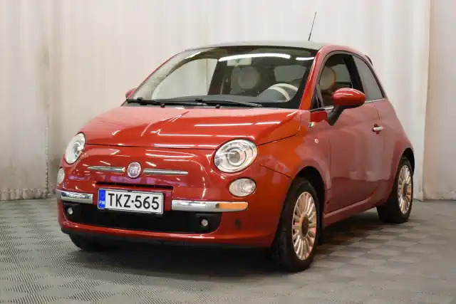 Punainen Viistoperä, Fiat 500 – TKZ-565