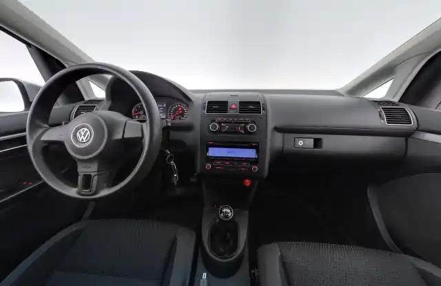 Harmaa Tila-auto, Volkswagen Touran – TLZ-219