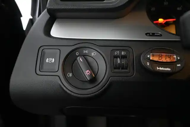 Ruskea (beige) Farmari, Volkswagen Passat – TMY-439