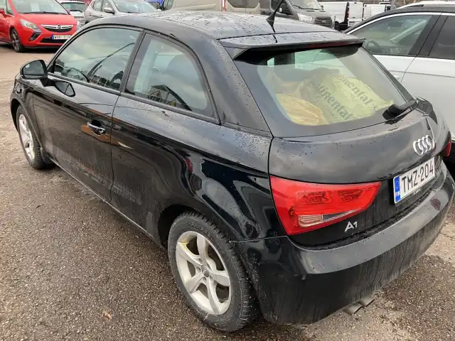 Musta Viistoperä, Audi A1 – TMZ-204