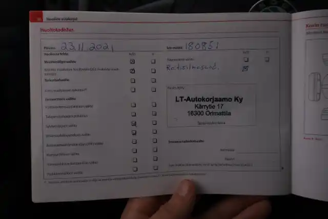 Punainen Tila-auto, Skoda Roomster – TMZ-566