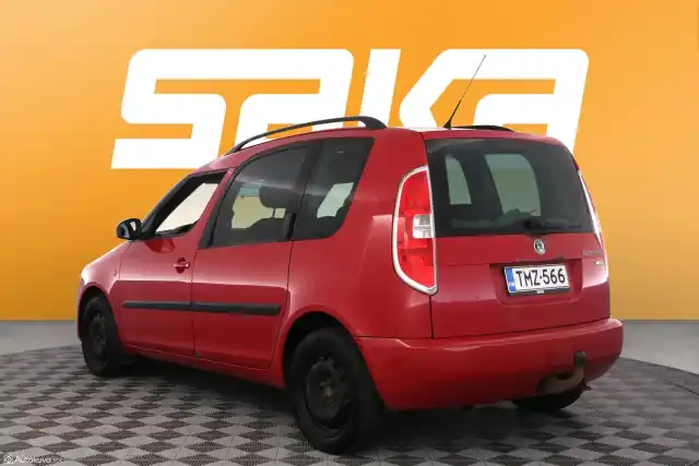 Punainen Tila-auto, Skoda Roomster – TMZ-566