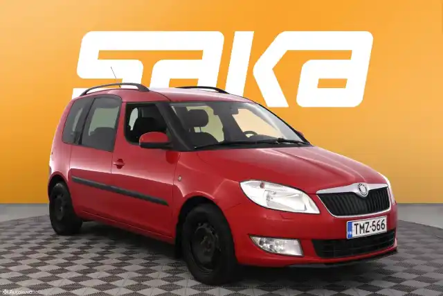 Punainen Tila-auto, Skoda Roomster – TMZ-566