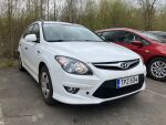 Valkoinen Farmari, Hyundai i30 – TPZ-534, kuva 2