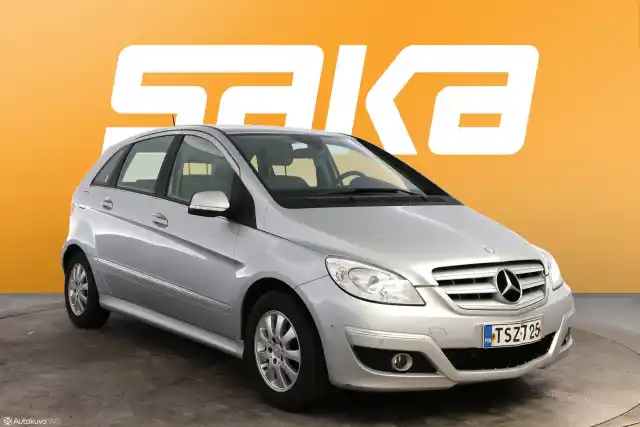 Harmaa Tila-auto, Mercedes-Benz B – TSZ-725