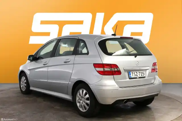 Harmaa Tila-auto, Mercedes-Benz B – TSZ-725