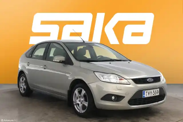 Harmaa Viistoperä, Ford Focus – TVY-359