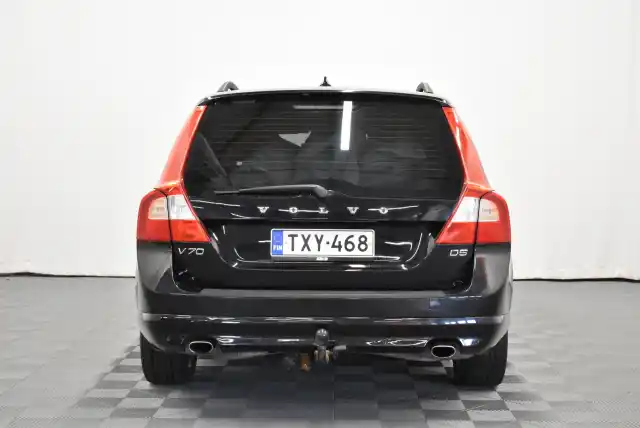 Musta Farmari, Volvo V70 – TXY-468