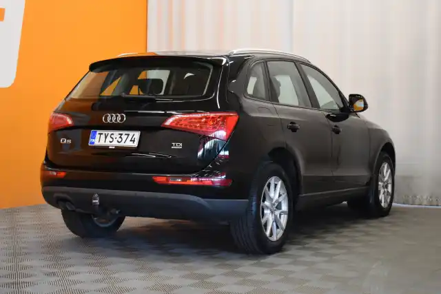 Musta Maastoauto, Audi Q5 – TYS-374