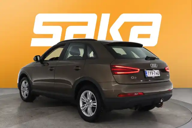 Ruskea (beige) Maastoauto, Audi Q3 – TYV-740