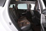 Valkoinen Maastoauto, Volvo XC60 – TZA-118, kuva 11
