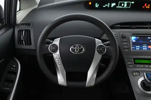 Hopea Viistoperä, Toyota Prius – TZA-551