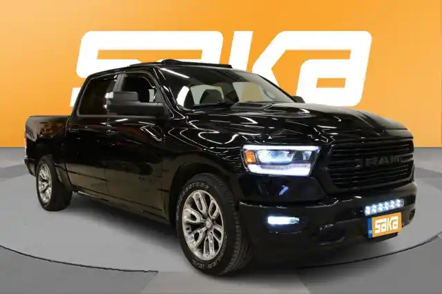 Musta -, DODGE RAM – TZE-214
