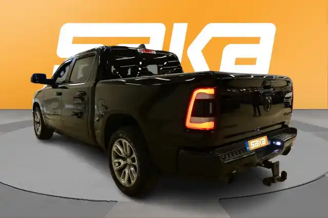 Musta Kuorma-auto, DODGE RAM – TZE-214