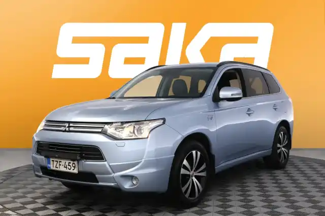 Sininen Maastoauto, Mitsubishi Outlander PHEV – TZF-459