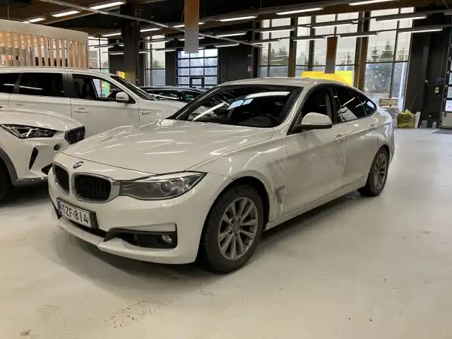 Valkoinen Sedan, BMW 320 Gran Turismo – TZF-814