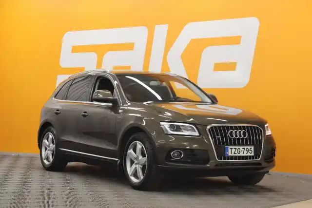 Ruskea Maastoauto, Audi Q5 – TZG-795