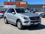 Harmaa Maastoauto, Mercedes-Benz ML – TZI-922, kuva 1